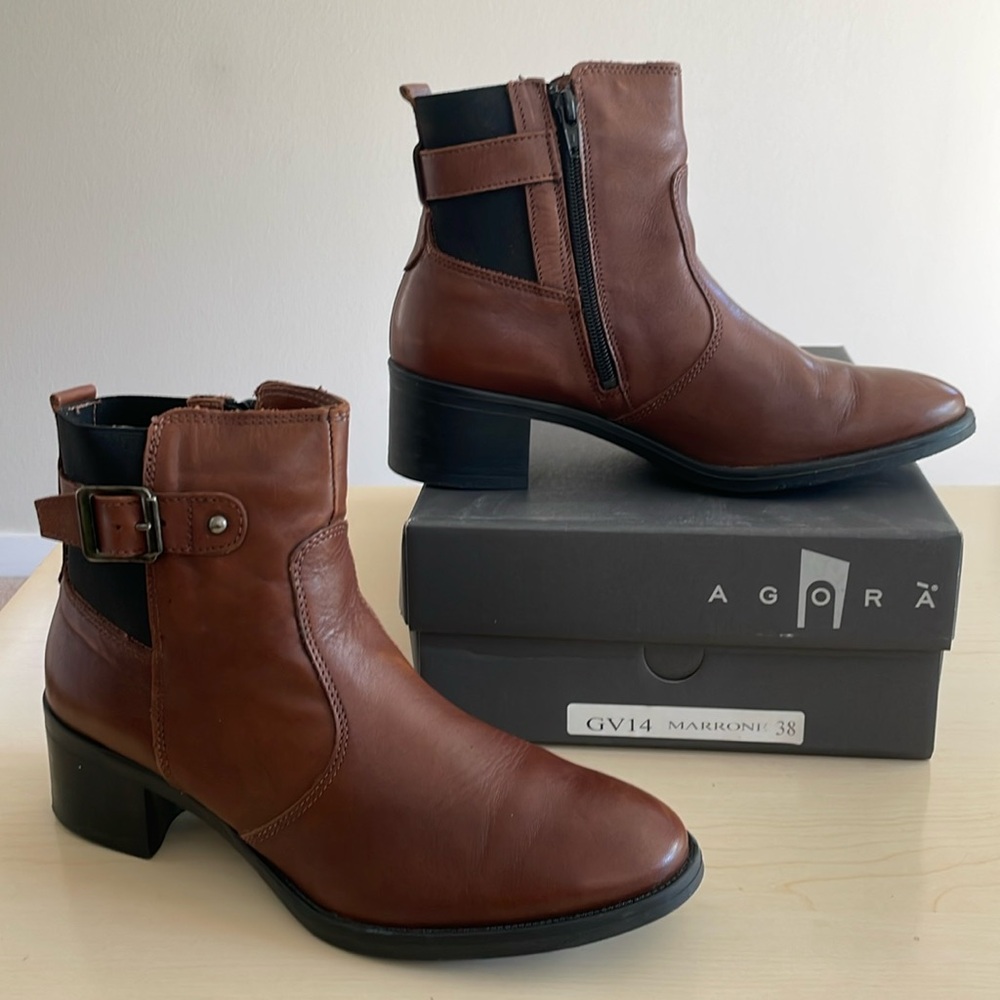 Agora leather buckle ankle boot, 38